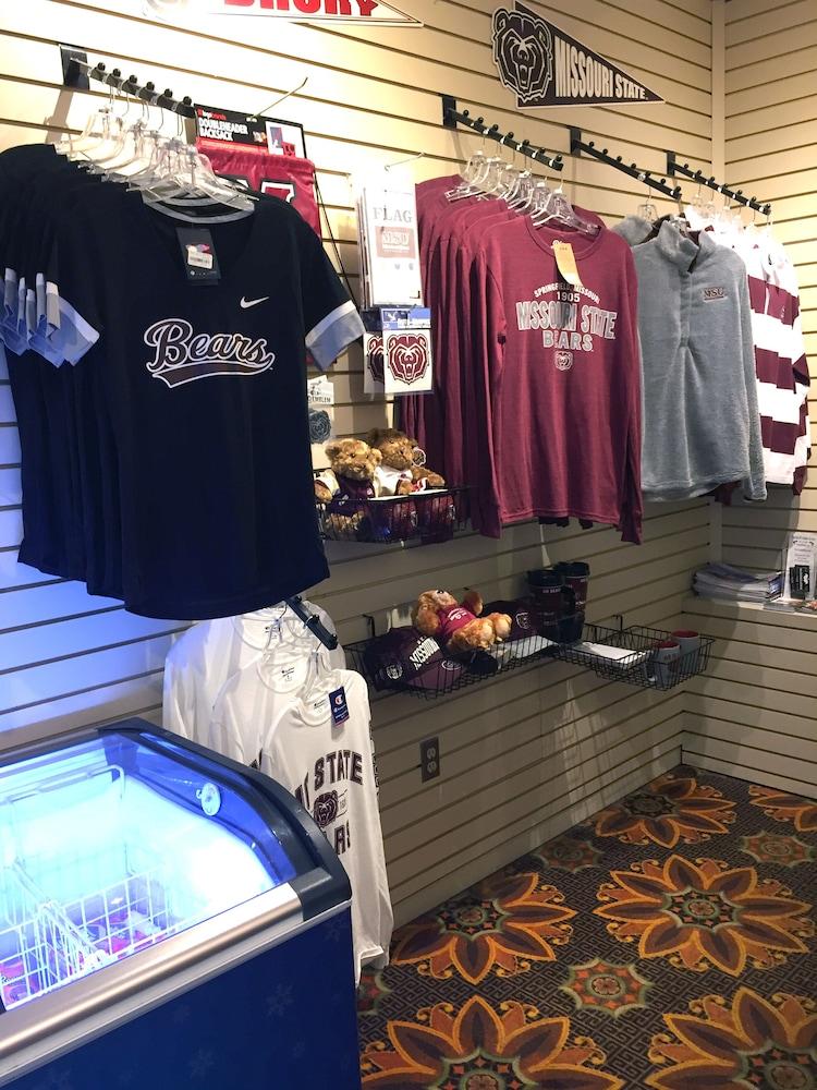 Doubletree By Hilton Springfield