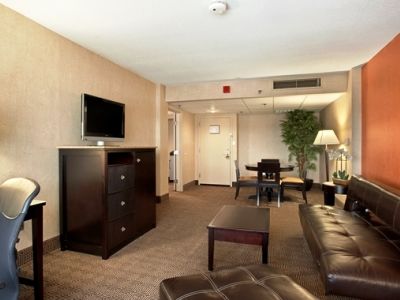 Doubletree By Hilton Springfield